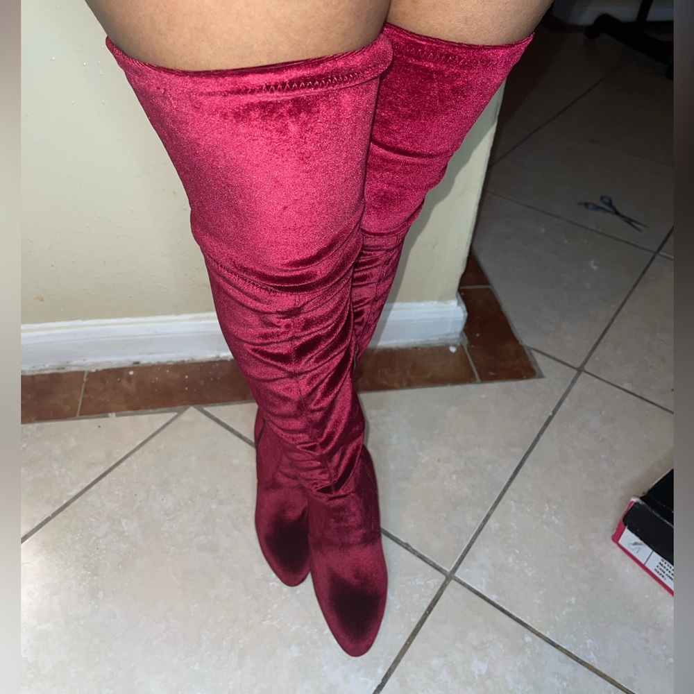 Olivia Miller High Heels Boots For Women’s Size 8